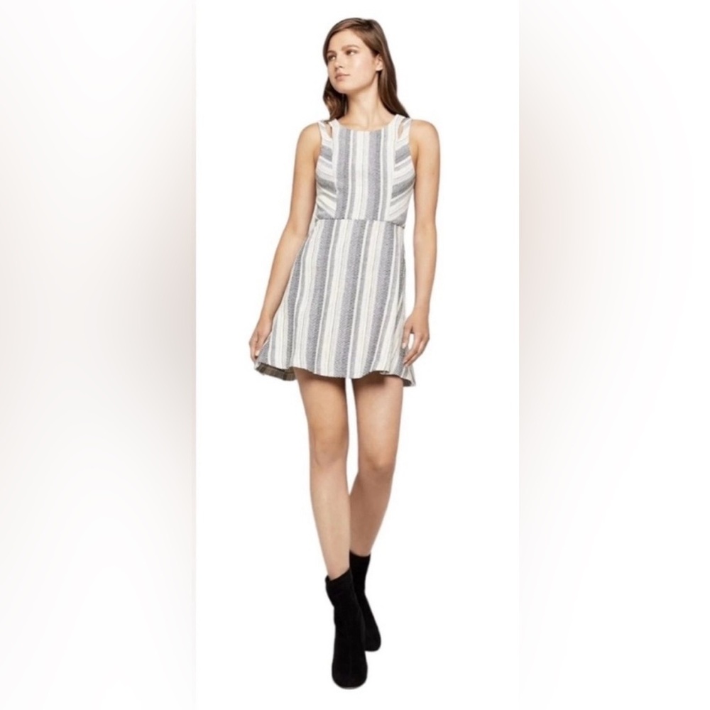 BCBGeneration Jacquard Fit & Flare Mini Dress Size 4 Gray White Striped Cutout A